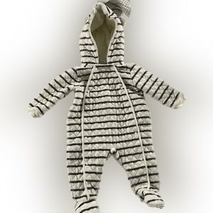 Nordstrom Winter Hooded Bunting w Snaps 6 Months Black/White Stripes Bear Ears